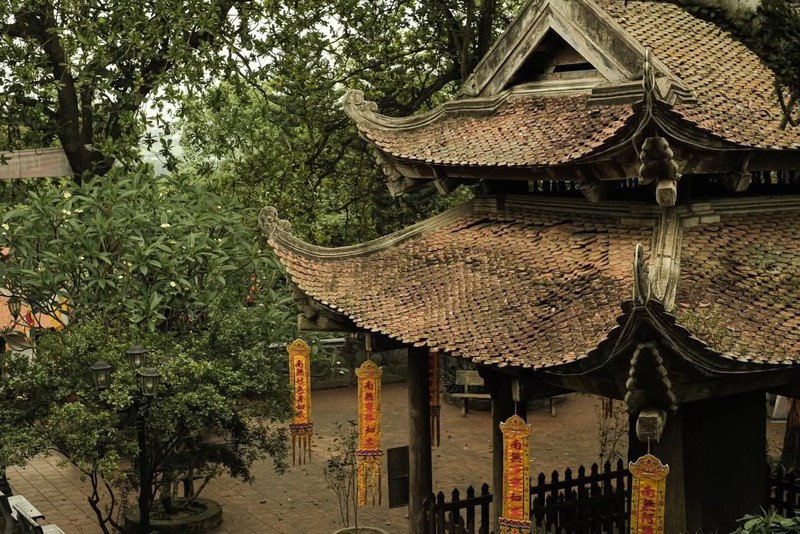 Vẻ đẹp của ngôi chùa cổ gần một nghìn năm tuổi trên núi Long Đọi ảnh 2