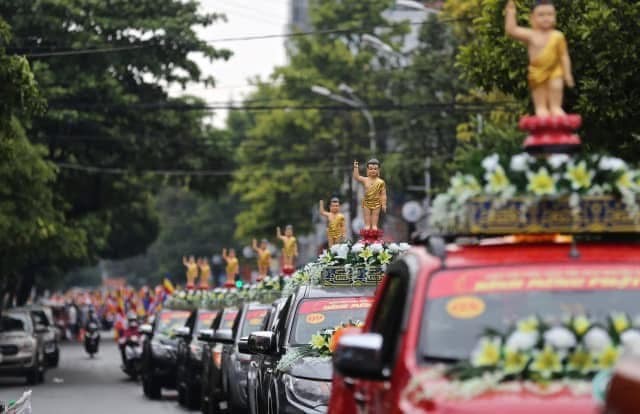 Buôn Ma Thuột: Vận động cúng dường 10.000 lá cờ Phật giáo ảnh 1