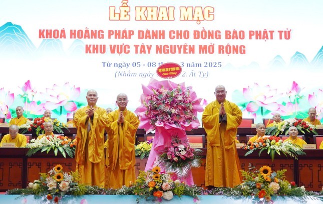 Khóa hoằng pháp dành cho đồng bào Phật tử khu vực Tây Nguyên mở rộng năm 2025 ảnh 4