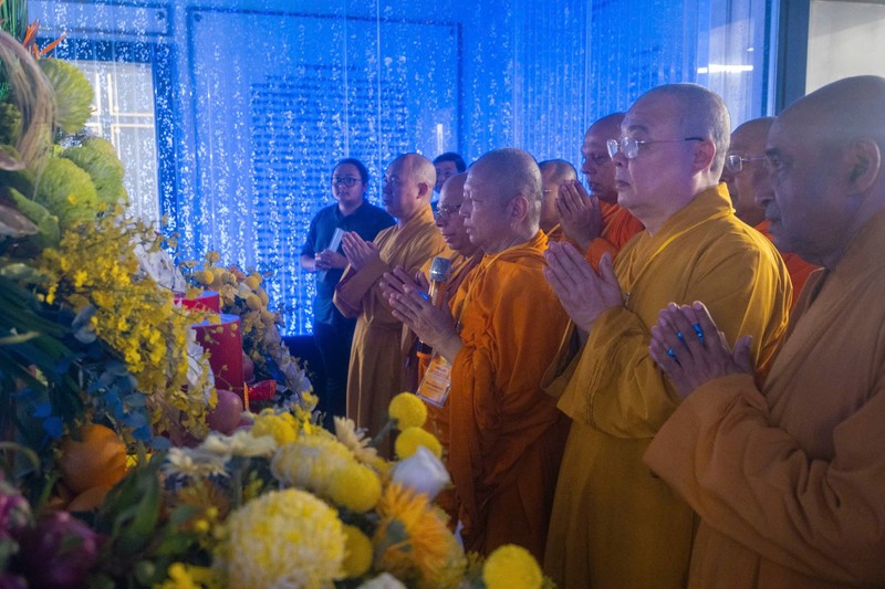 Vesak 2025: Núi Bà Đen tổ chức rước và tôn trí xá lợi Đức Phật ảnh 2