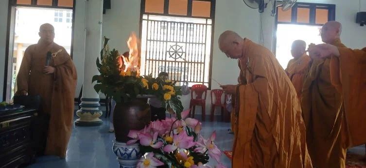 Tưởng niệm 62 năm ngày Bồ-tát Thích Quảng Đức vị pháp thiêu thân, tri ân chư Thánh tử đạo ảnh 2