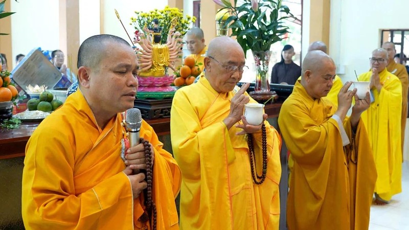 Trang nghiêm lễ an vị tôn tượng Phật Thích Ca Mâu Ni tại chùa Linh Hòa ảnh 2