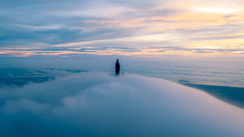 Du khách tìm về núi Bà Đen để tỏ lòng tôn kính Quán Thế Âm Bồ Tát trong tháng 6 Âm lịch ảnh 1