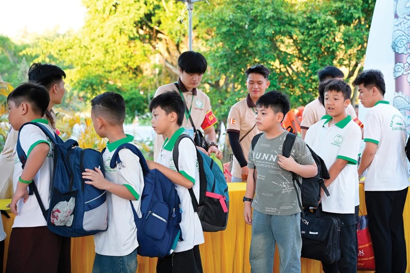 Thanh Hoá: Ngày đầu tiếp nhận khoá tu “Phật giáo với tuổi trẻ” lần thứ 15 ảnh 3