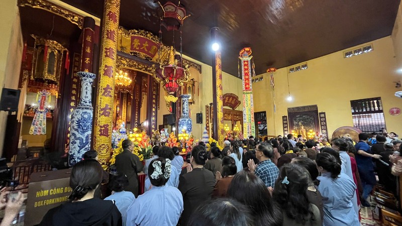 Sáng nay, gần 18.500 ngôi chùa đồng loạt cử chuông trống Bát Nhã cầu quốc thái dân an ảnh 3