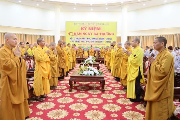 Tăng ni sinh Khóa V Học viện Phật giáo Việt Nam tri ân tại Hà Nội ảnh 13