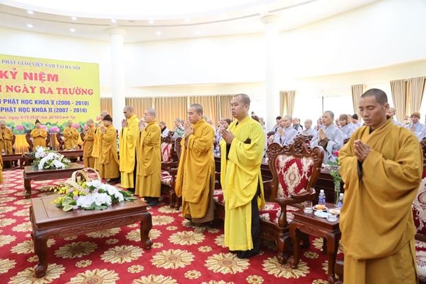 Tăng ni sinh Khóa V Học viện Phật giáo Việt Nam tri ân tại Hà Nội ảnh 15