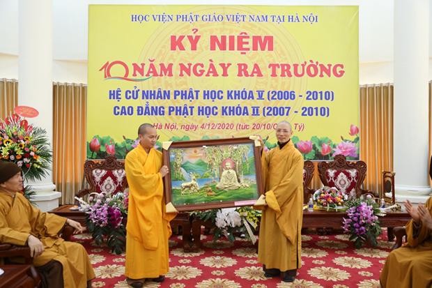 Tăng ni sinh Khóa V Học viện Phật giáo Việt Nam tri ân tại Hà Nội ảnh 32