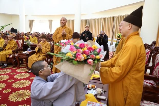 Tăng ni sinh Khóa V Học viện Phật giáo Việt Nam tri ân tại Hà Nội ảnh 2