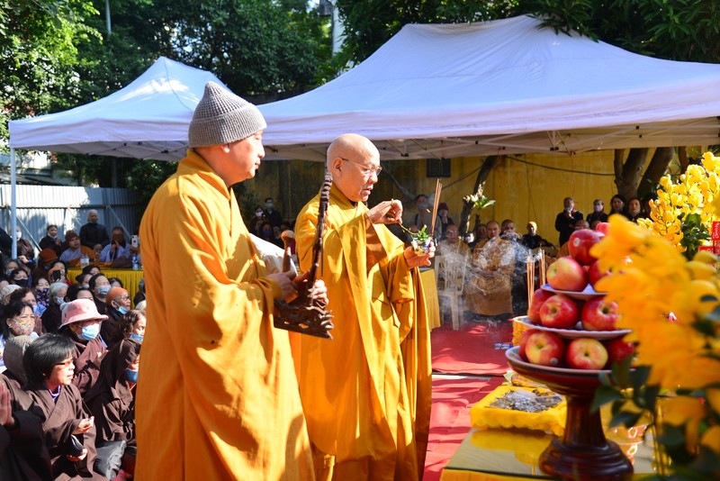 Lễ rót đồng đúc Đại Hồng Chung tại trụ sở Ban trị sự GHPGVN thành phố Hải Phòng ảnh 13