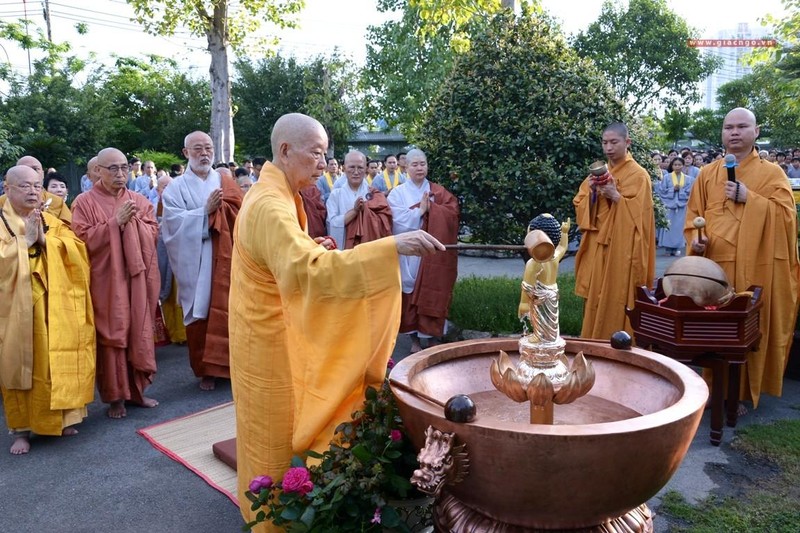Vesak - Đại lễ quan trọng nhất của Phật giáo mừng ngày Đức Phật đản sanh ảnh 2