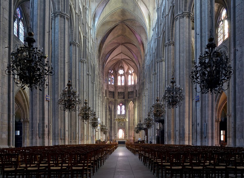 Nhà thờ chính tòa Bourges - ảnh 2