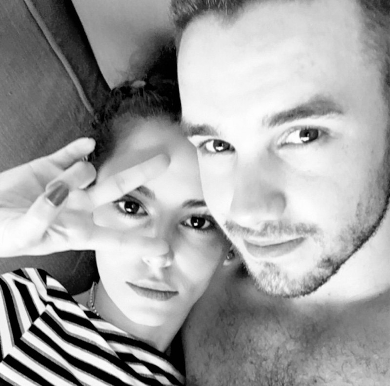Cheryl Cole chia tay 'phi công trẻ': Khép lại chuyện tình cổ tích - ảnh 2
