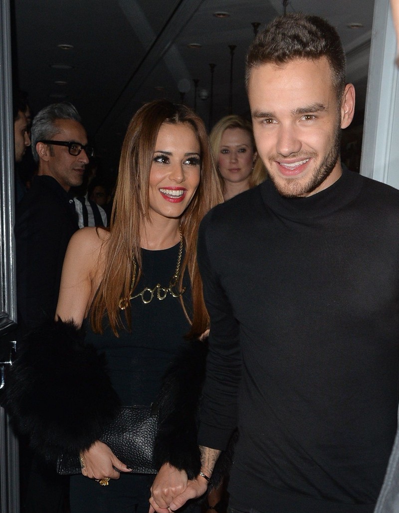 Cheryl Cole chia tay 'phi công trẻ': Khép lại chuyện tình cổ tích - ảnh 4