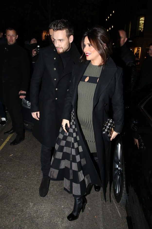 Cheryl Cole chia tay 'phi công trẻ': Khép lại chuyện tình cổ tích - ảnh 5