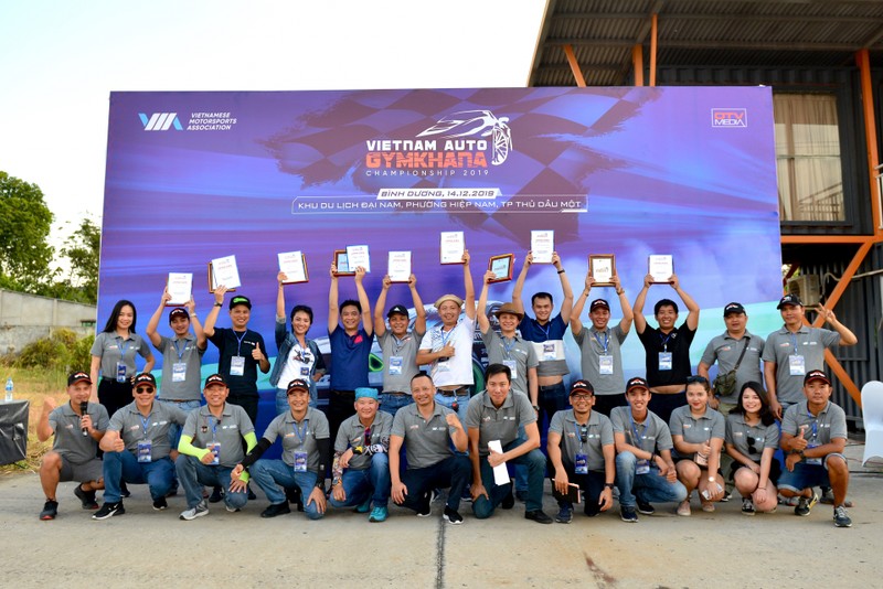 Giải đua TC Motor GOC thêm nhiều điểm mới: Gia hạn đăng ký thi đấu, hỗ trợ tay đua ở xa, công bố thể lệ giải chung cuộc giai dua tc motor goc them nhieu diem moi gia han dang ky thi dau ho tro tay dua o xa cong bo the le giai chung cuoc
