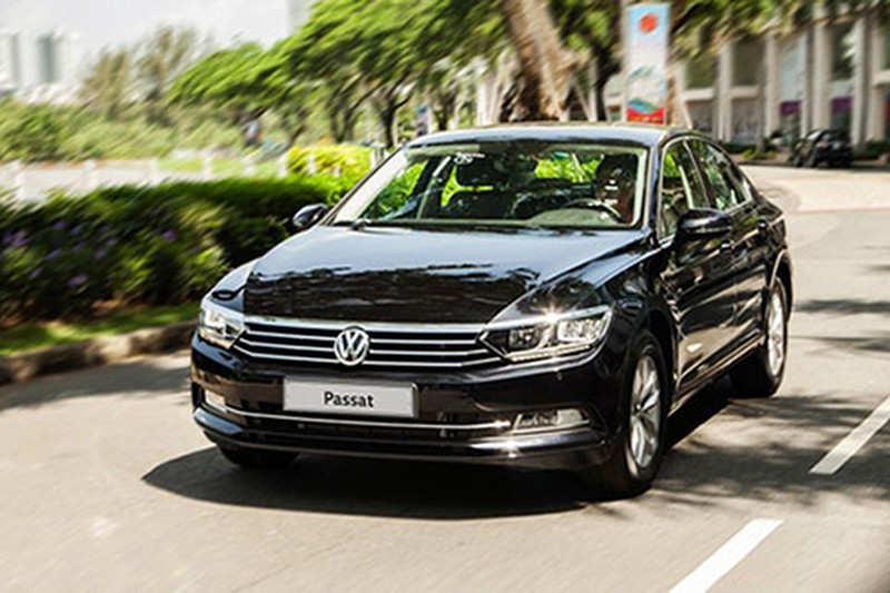 Volkswagen Passat bất ngờ giảm tới 177 triệu tại Việt Nam Volkswagen Passat bat ngo giam toi 177 trieu tai Viet Nam