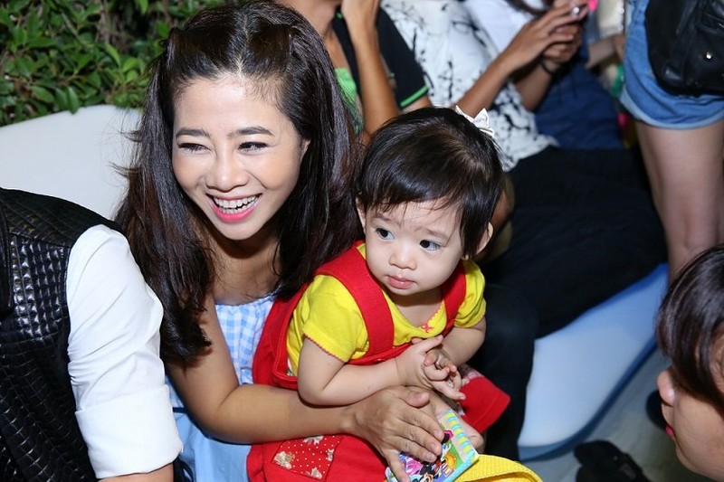 Diễn viên Mai Phương bị ung thư phổi Diễn viên Mai Phương bị ung thư phổi