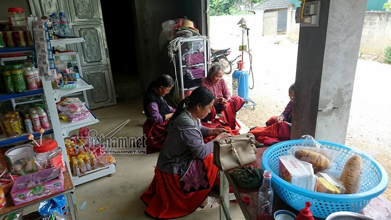 Lạnh gáy cung đường độc đạo xuyên 'lãnh địa ma túy' Tà Dê - ảnh 14