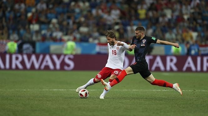 Croatia vào tứ kết sau trận thắng 'vỡ tim' trên chấm 11m - ảnh 24