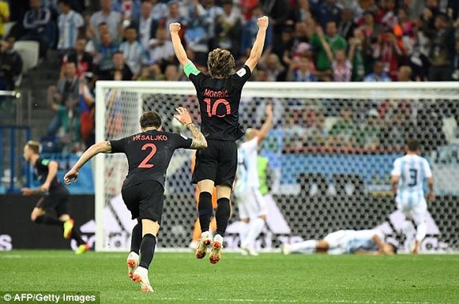Croatia vào tứ kết sau trận thắng 'vỡ tim' trên chấm 11m - ảnh 3
