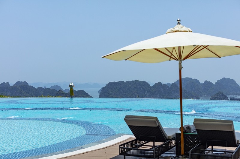 Độc đáo những bể bơi có tầm nhìn đẹp nhất Việt Nam - ảnh 2