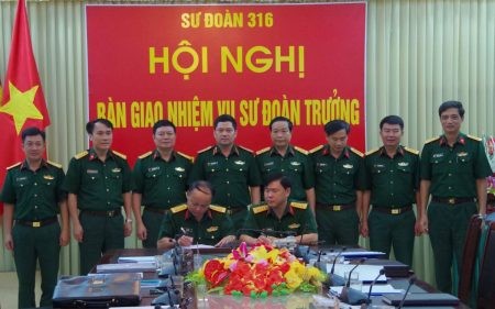 Điều động, bổ nhiệm nhân sự Quân đội