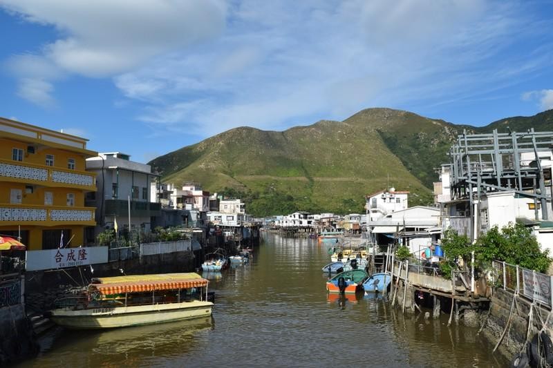 Làng chài Tai O trên đảo Lantai. Ảnh: Reuters