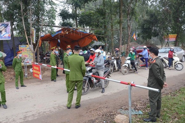 Một phụ nữ về từ vùng dịch nhưng yêu cầu 'trả phí' mới cách ly