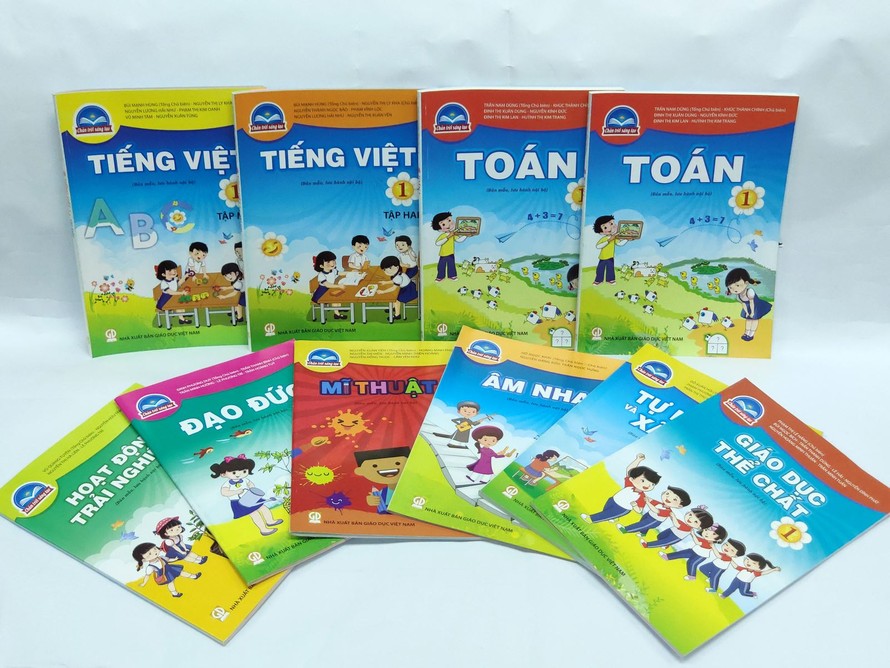 Giám sát việc thực hiện đổi mới chương trình sách giáo khoa giáo dục phổ thông giai đoạn 2015-2020. Ảnh: NXB