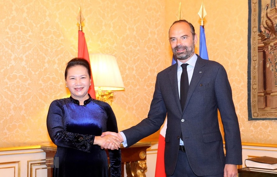 Chủ tịch Quốc hội Nguyễn Thị Kim Ngân hội kiến Thủ tướng Cộng hòa Pháp Edouard Philippe. (Ảnh: Trọng Đức/TTXVN)