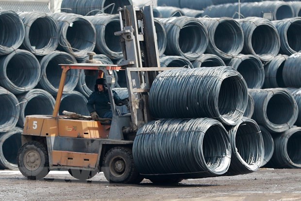 Sản xuất thép tại một nhà máy ở tỉnh Liêu Ninh, Trung Quốc. Nguồn: AFP/TTXVN.