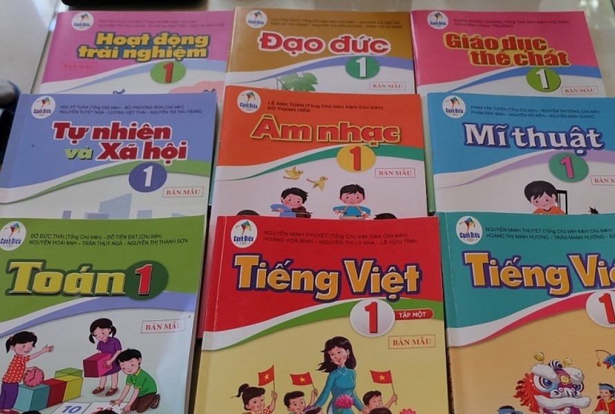 Sách giáo khoa lớp 1 cho chương trình giáo dục phổ thông mới.