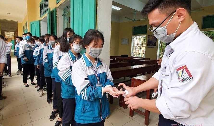 Hà Nội dự kiến đề xuất phương án cho học sinh quay lại trường học từ ngày 2/3 (Ảnh minh hoạ)