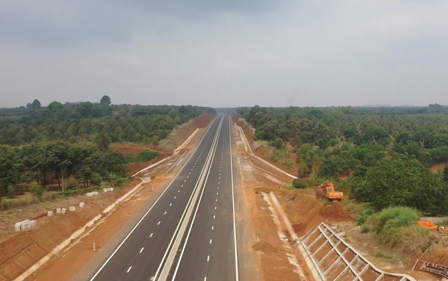 Cao tốc Phan Thiết - Dầu Giây.