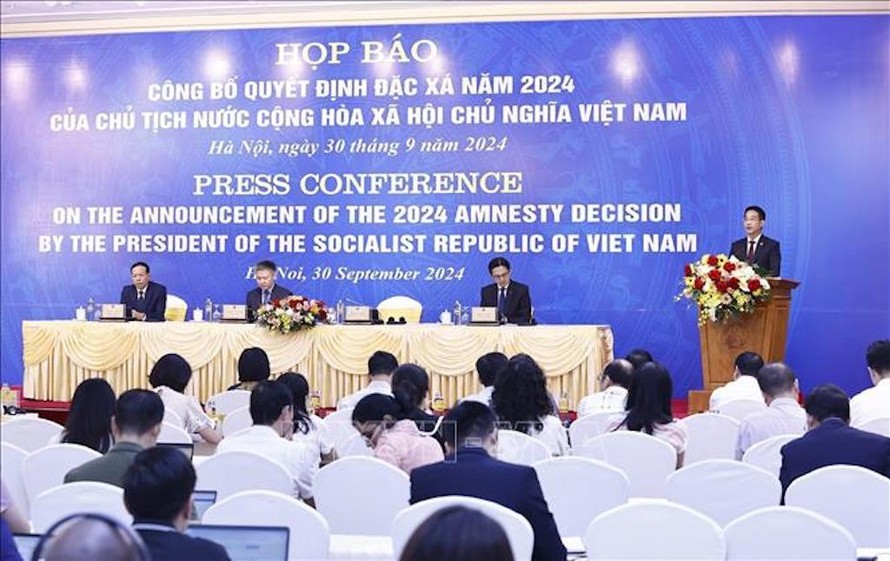 Quang cảnh họp báo.