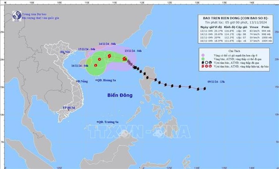 Đường đi của bão số 08, lúc 04h ngày 13/11/2024.