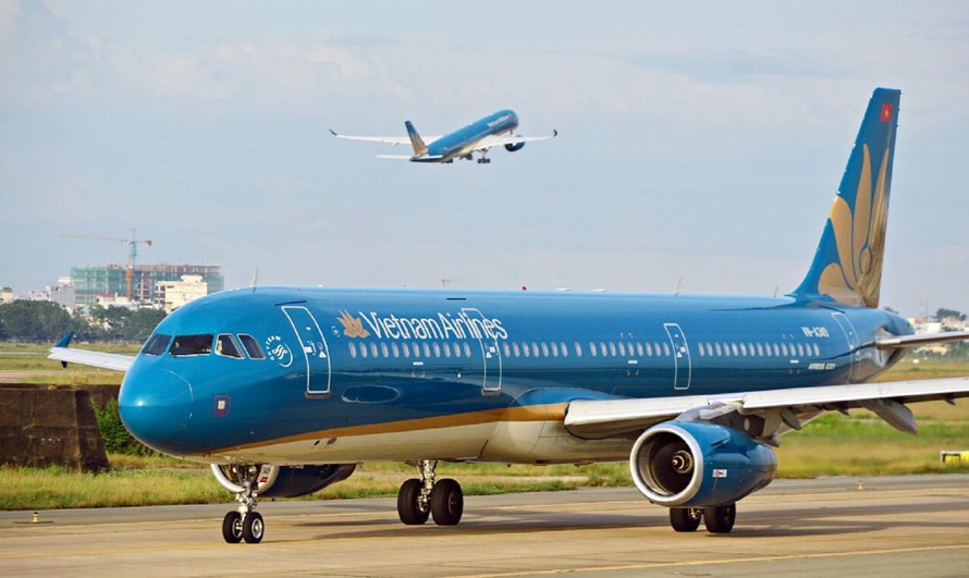 Dự kiến lỗ 2 quý đầu năm 2021 gần 10.000 tỷ đồng, Vietnam Airlines đang đứng trên bờ vực phá sản. (Ảnh: 24h.com.vn)