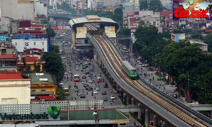 Bộ Giao thông vận tải đã yêu cầu Tổng thầu EPC (Trung Quốc) chạy thử liên tục các đoàn tàu từ ngày 1/11 cho tới ngày bàn giao. Ảnh: Hùng Sơn