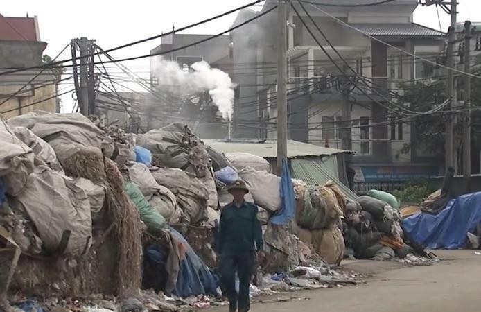 Ô nhiễm làng nghề vẫn là "bài toán" khó đối với Hà Nội (Ảnh minh họa)