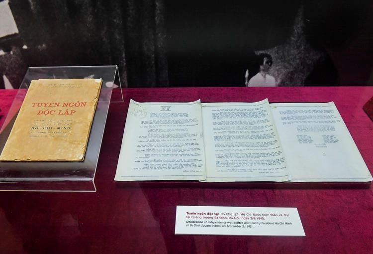 Bản Tuyên ngôn độc lập do Chủ tịch Hồ Chí Minh soạn thảo và đọc tại Quảng trường Ba Đình. Ảnh: Lê Phú/Báo Tin tức