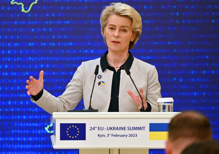 Chủ tịch Ủy ban châu Âu (EC) Ursula von der Leyen. (Ảnh: RT DE)