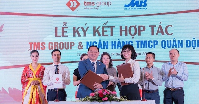 Cái “bắt tay” khẳng định uy tín của một thương hiệu