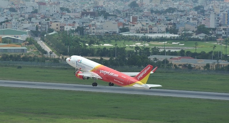 Bay khắp Việt Nam ‘Kết nối yêu thương – Yêu là phải tới’ với triệu vé Vietjet giá từ 0 đồng