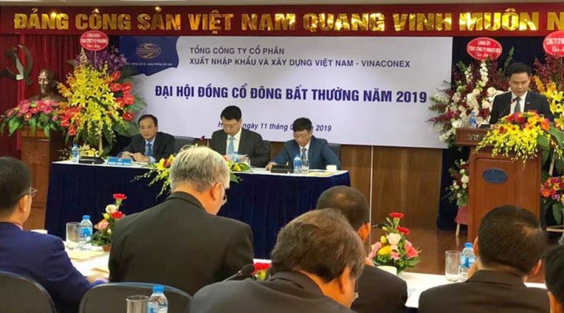 Sau thương vụ đình đám mua cổ phần tại Vinaconex cao gấp 2 lần giá trị sổ sách và cao hơn 56,2% giá trị đang giao dịch trên thị trường, nhóm cổ đông An Quý Hưng đang vấp phải sự phản đối từ các cổ đông lớn khi điều hành DN này.