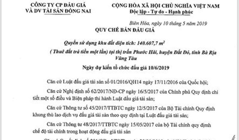 Đất ở Bà Rịa Vũng Tàu nhưng nộp hồ sơ và đấu giá lại diễn ra ở tận ... Đồng Nai nhằm tìm được nhà đầu tư có năng lực tài chính nhưng khi nhà đầu tư thực sự tới chờ đấu giá thì lại hủy đột ngột