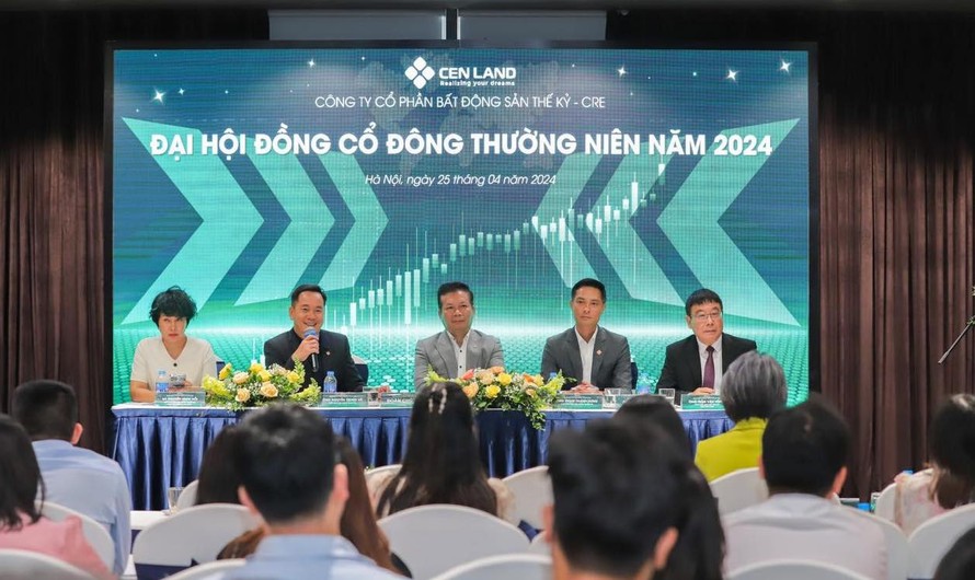 Ban Lãnh đạo Cen Land tại Đại hội Cổ đông thường niên 2024.