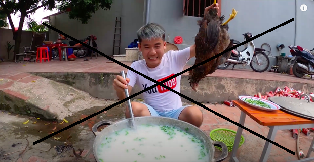 Video con trai bà Tân Vlog luộc gà nguyên con.