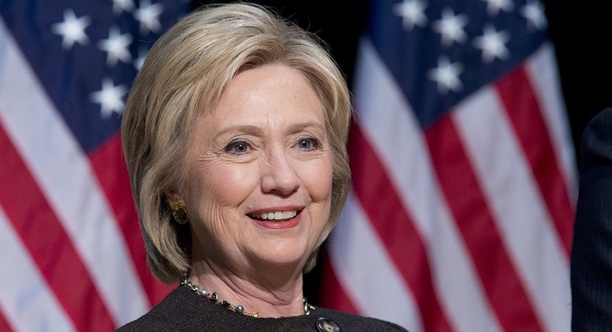 Hillary Clinton nắm 90% khả năng chiến thắng trước giờ bầu cử