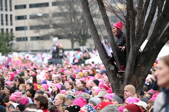 Biển người biểu tình phản đối tân Tổng thống Donald Trump ở thủ đô Washington, Mỹ. Ảnh: Reuters